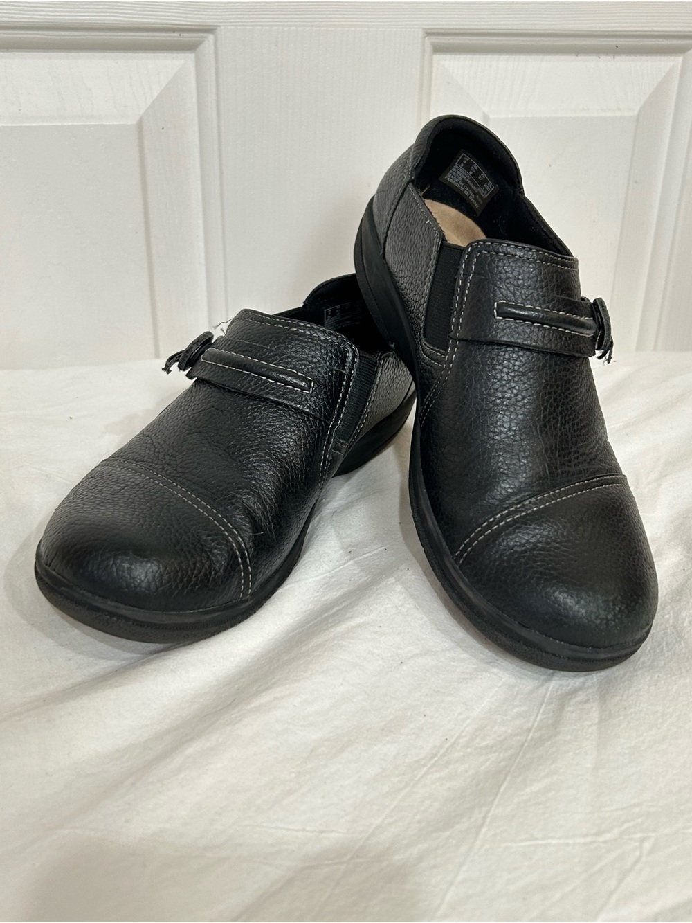 Clarks Collection Black Pebbled Leather Slip-On Comfort Shoes 6.5